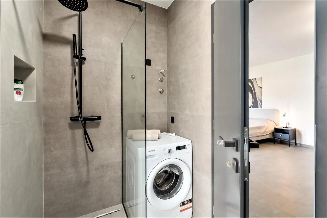 Valla Family Apartments And Rooms Funtana