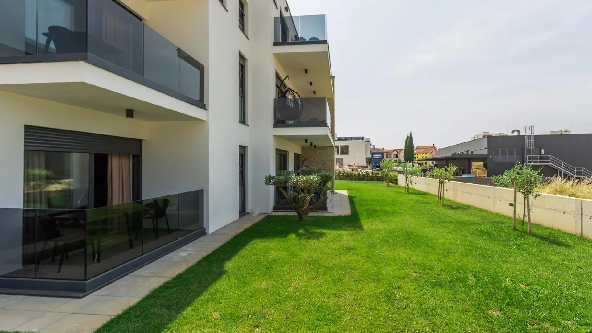 Valla Family Apartments And Rooms Funtana Croatia