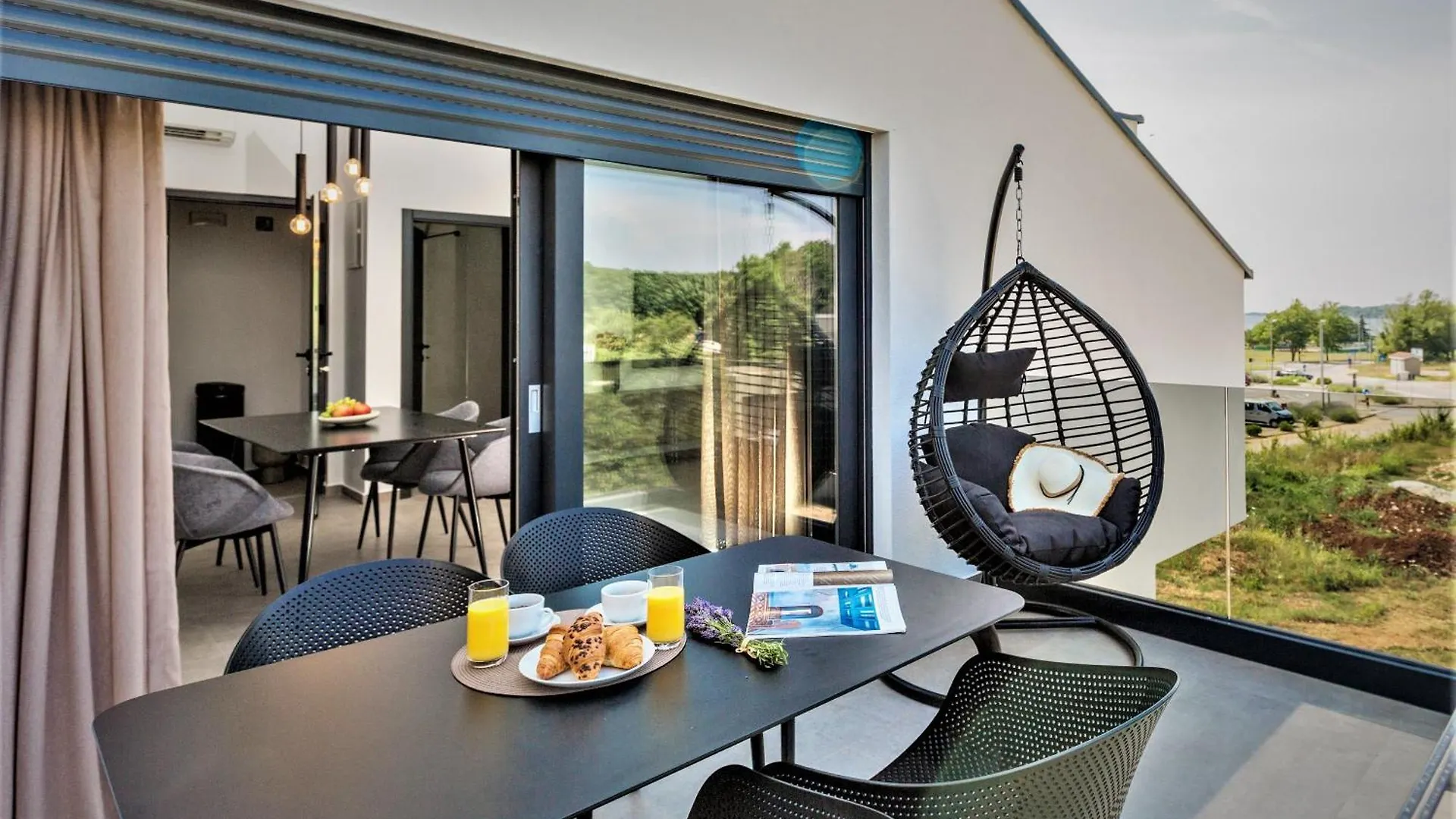 Valla Family Apartments And Rooms Funtana Croatia