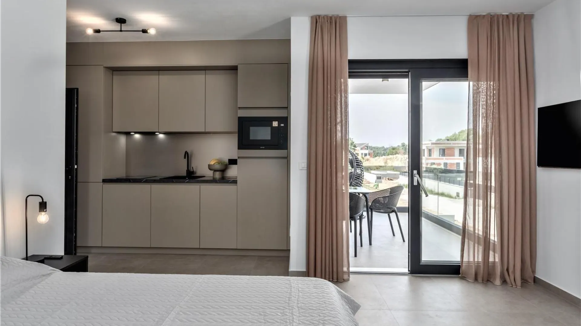 Valla Family Apartments And Rooms Funtana