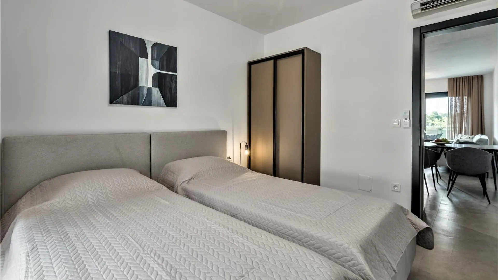 Valla Family Apartments And Rooms Funtana 0*,