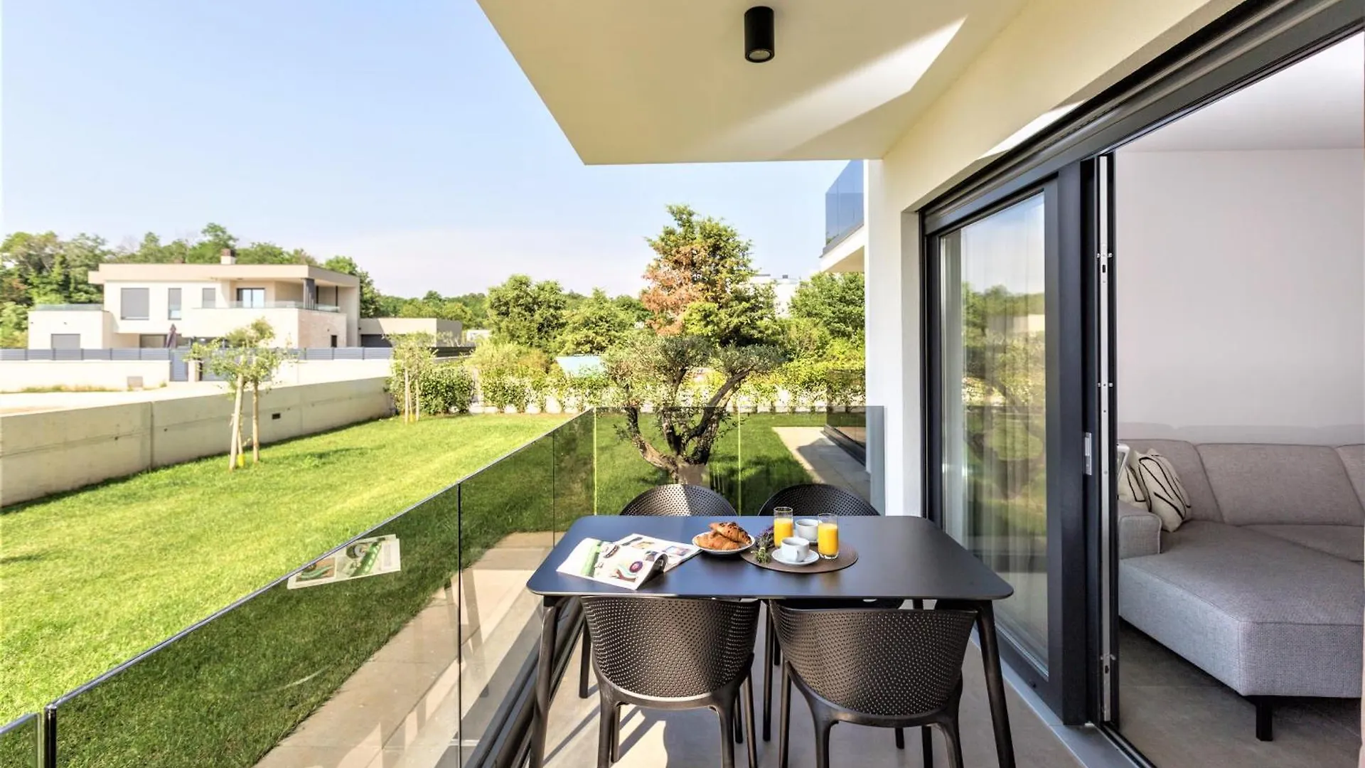 Valla Family Apartments And Rooms Funtana