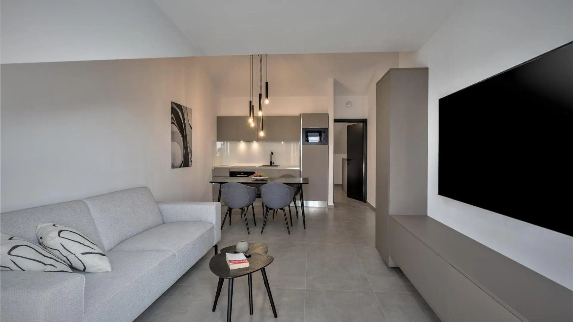 Valla Family Apartments And Rooms Funtana