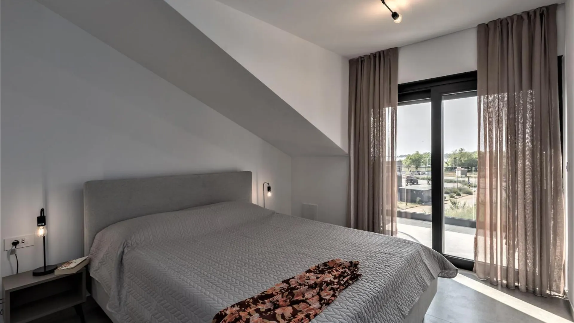 Valla Family Apartments And Rooms Funtana 0*,  Kroatien